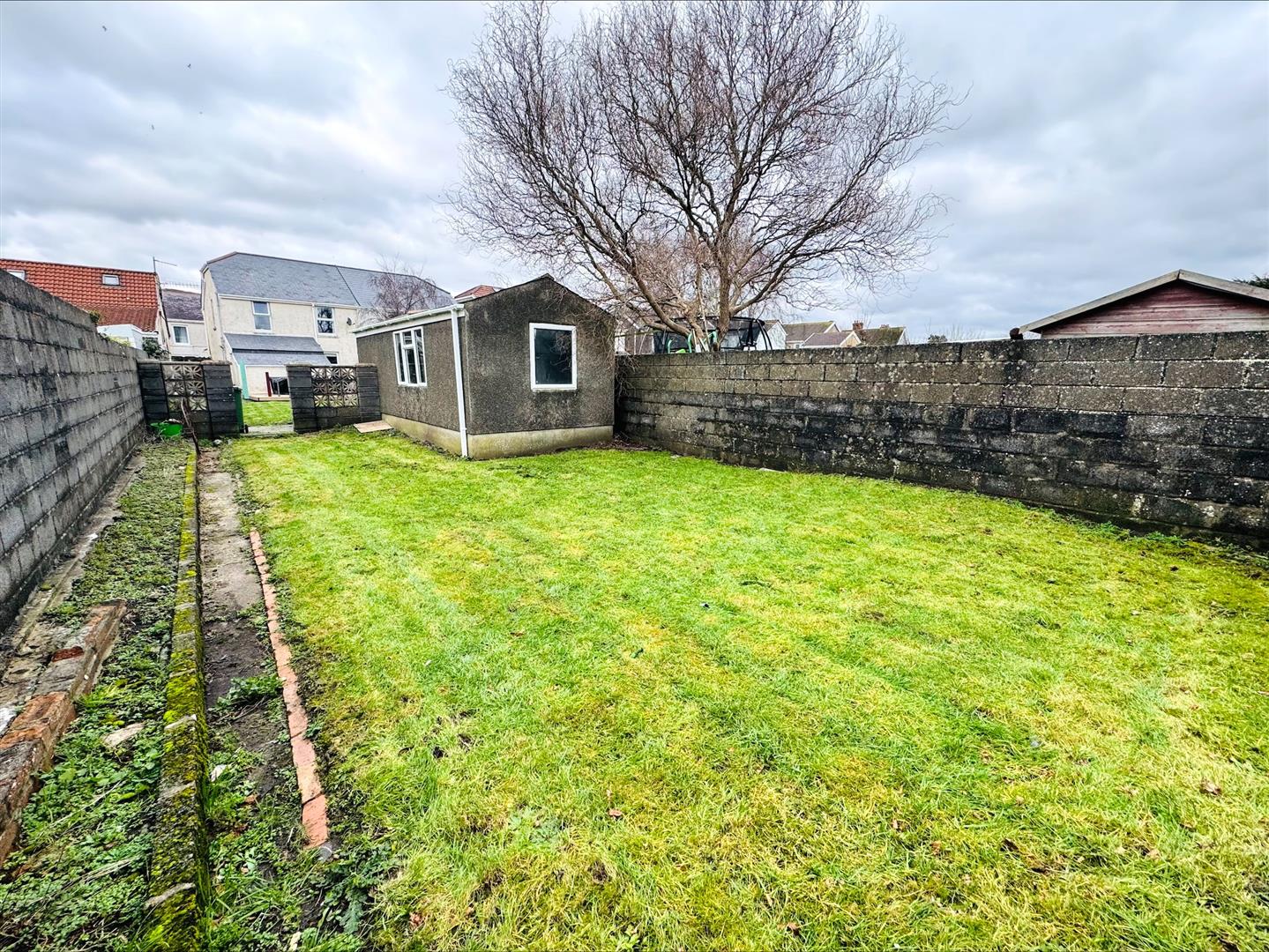 Ashburnham Road, Pembrey, Burry Port, SA16 0TW